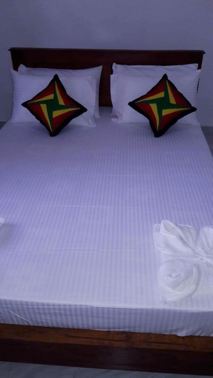 Bed and Breakfast Adannz Элла Экстерьер фото